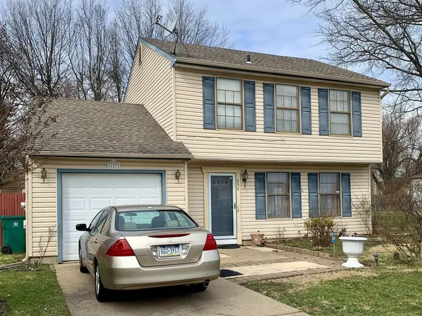 659 S Queen Anne Dr, Fairless Hills, PA 19030