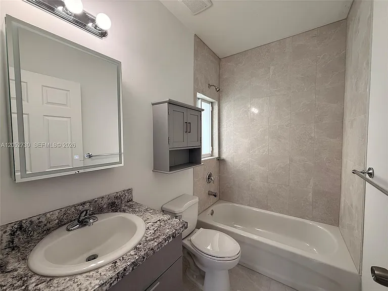 3027 NW 23rd Ave #2 — Photo 17