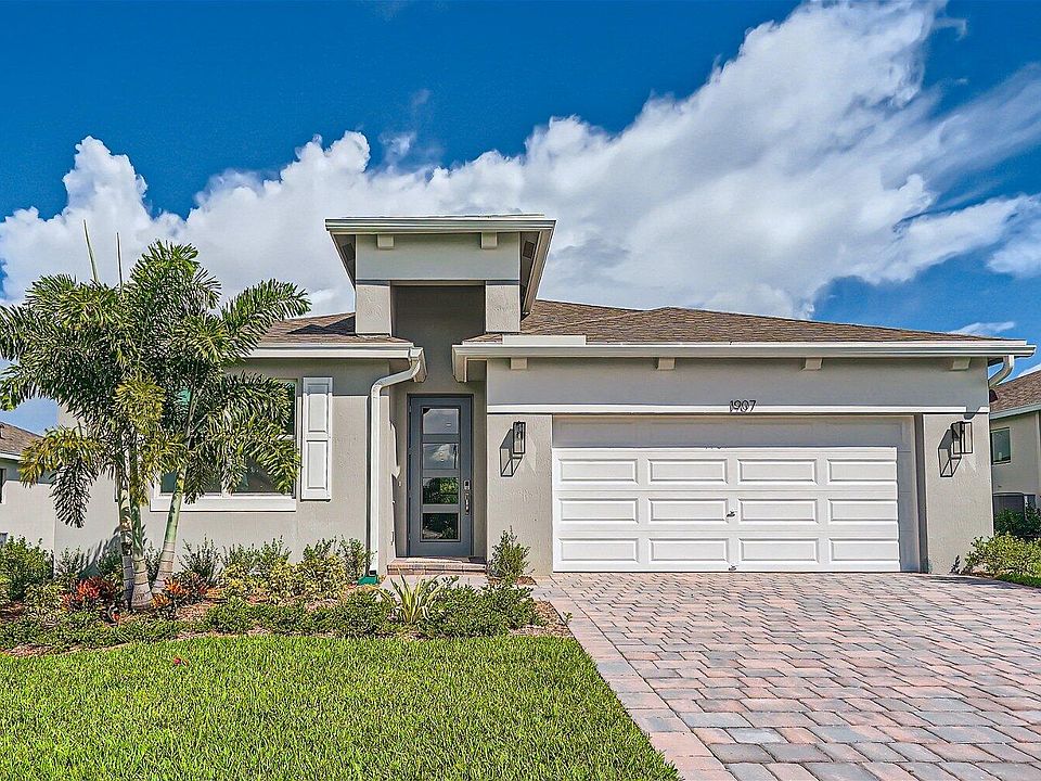 1st image of 1907 NE Ocean Dunes Drive