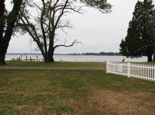 3073 Simonson Rd, Farnham, VA 22460