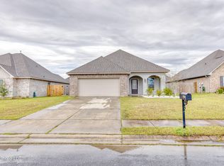 16880 Desmare St, Gulfport, MS 39503