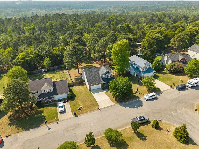 686 Colonial Hills Dr — Photo 42