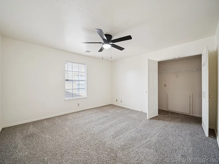 3010 E 90th Pl — Photo 16