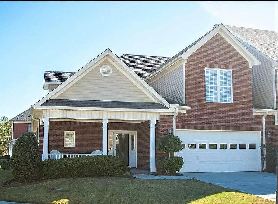 1st image of 3141 Mallard Point Dr SE
