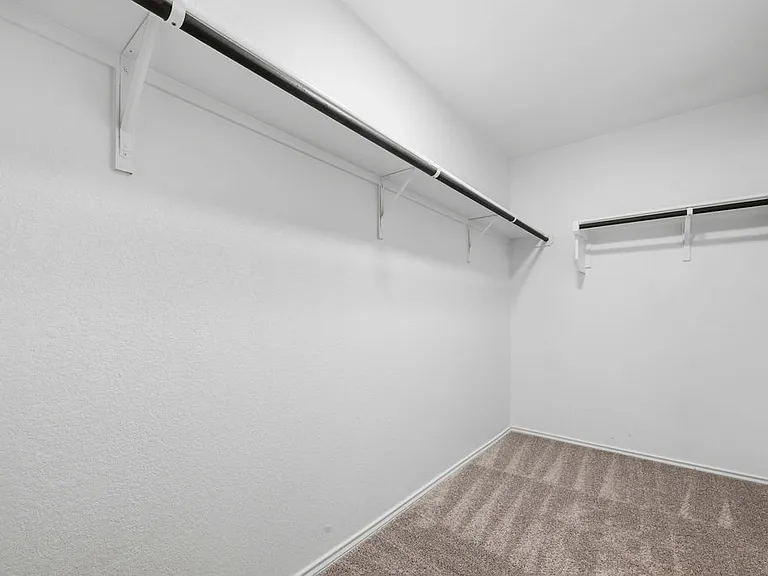 333 La Dera Dr — Photo 15