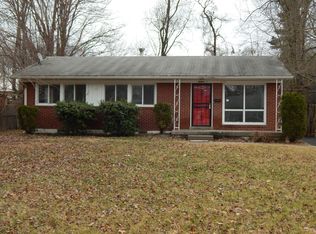 6403 Greenview Dr, Louisville, KY