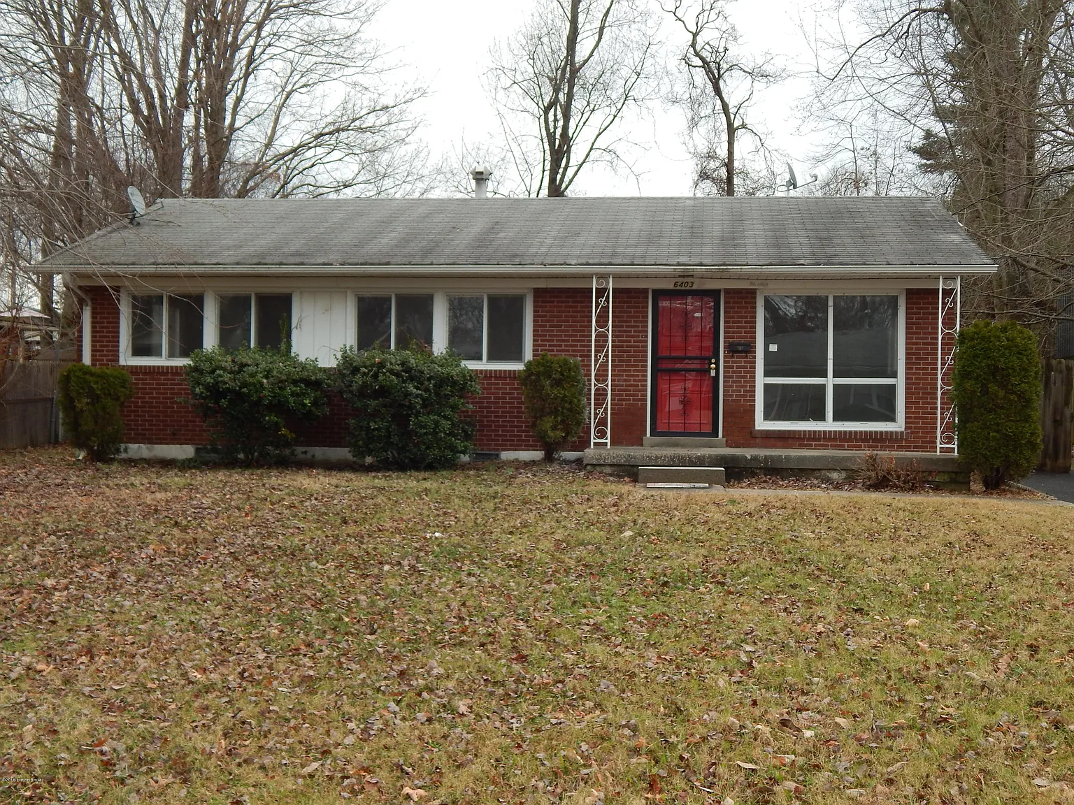 6403 Greenview Dr photo 1