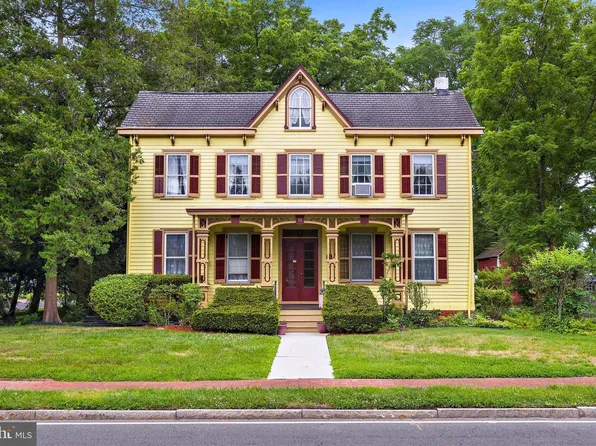 78 Mercer St, Hamilton, NJ 08690