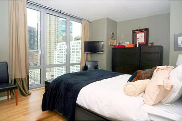 Sold by Corcoran | media 16