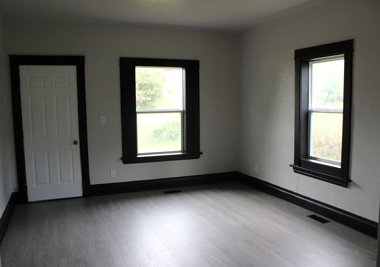 317 E 10th St S Ladysmith, WI 54848 — Photo 4