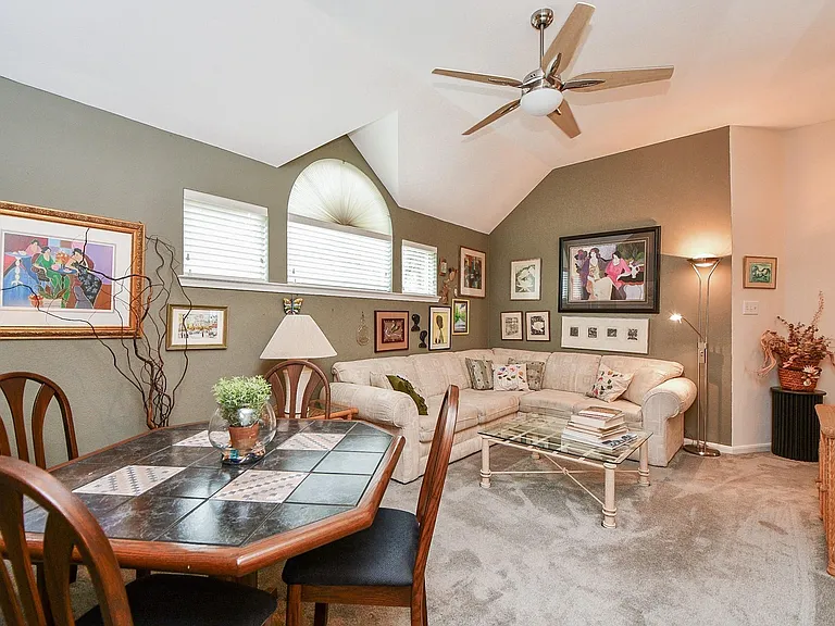 1211 Magnolia Woods Ct — Photo 16