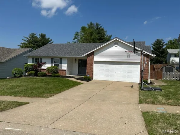 1657 Wild Goose Run, Saint Charles, MO 63303