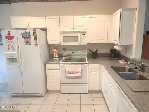 3rd image of 15961 W Quail Creek Ln