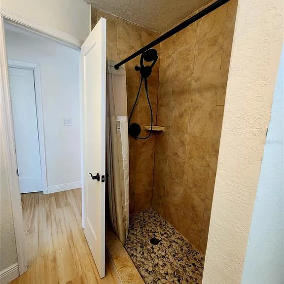 2494 Del Rio Way — Photo 19
