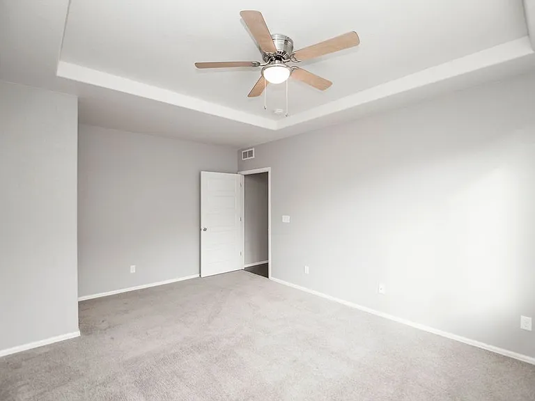 2121 Cutting Horse Dr — Photo 19
