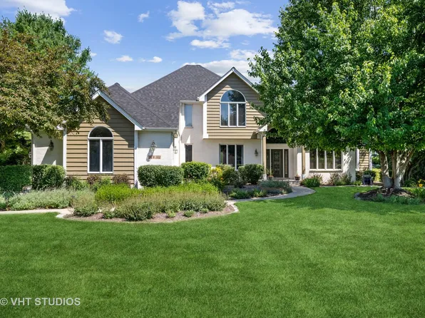 38W182 Mallard Lake Rd, St Charles, IL 60175