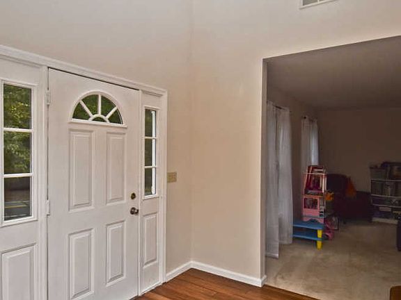 3rd image of 342 Irish Ln