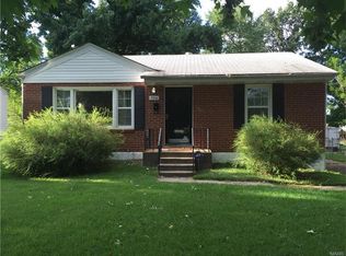 295 Maple Dr, Florissant, MO 63031