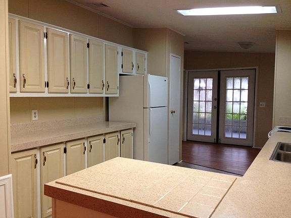4th image of 170 Sabel Ln