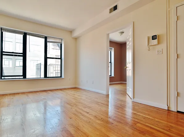 162 Orchard Street image 1 of 13