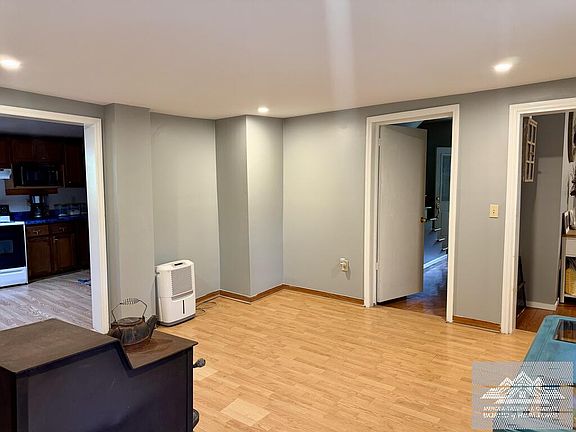 3rd image of 4423 Wrights Valley Rd