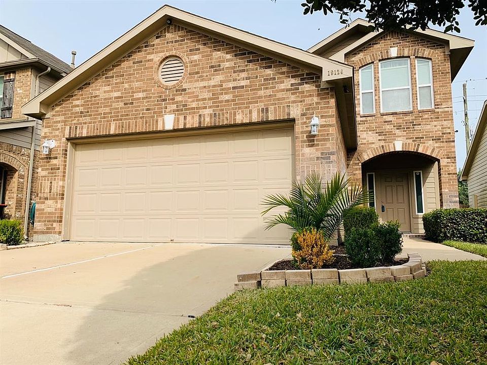 1st image of 19126 Walbrook Meadows Ln