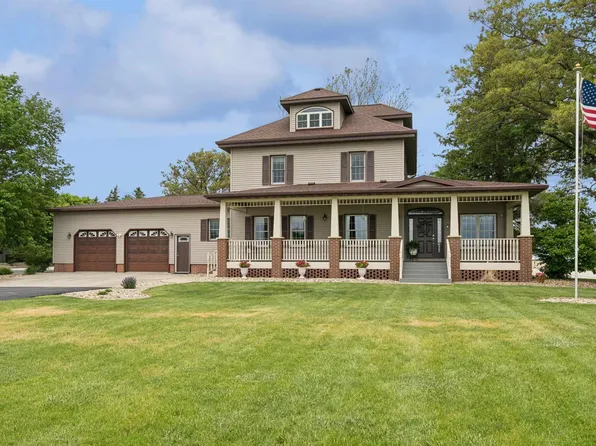 13112 S Hudson Rd, Hudson, IA 50643