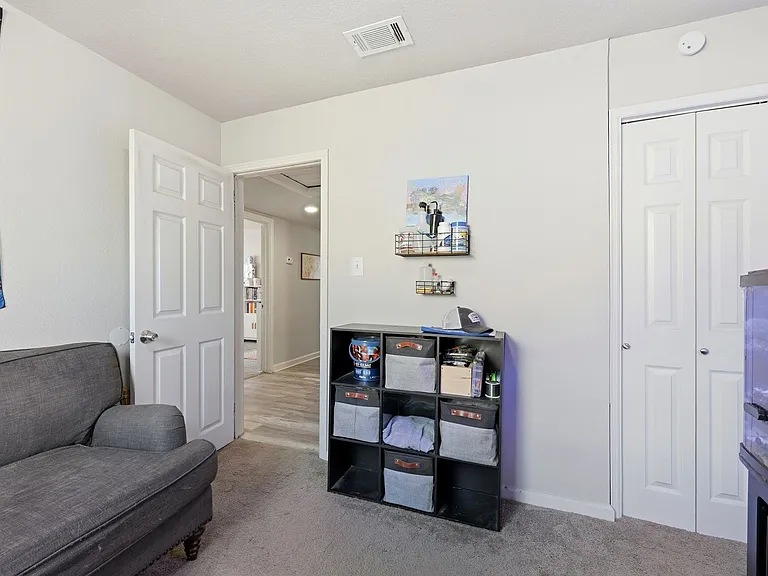 5327 Lexington Ave — Photo 22