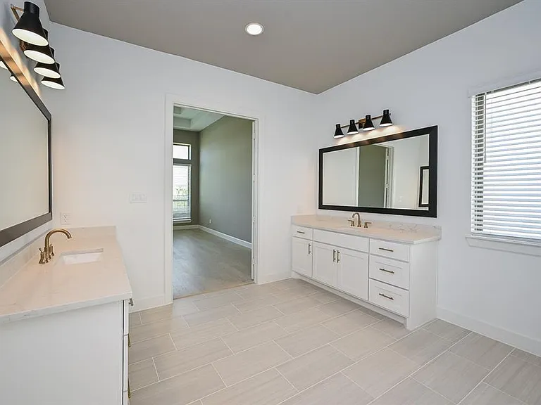 22310 Understory Ct — Photo 25