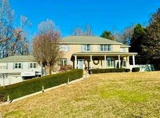 158 Ashbury Ct, Lexington, NC 27295