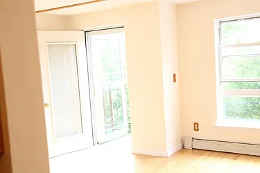 Rented by Harlem Lofts