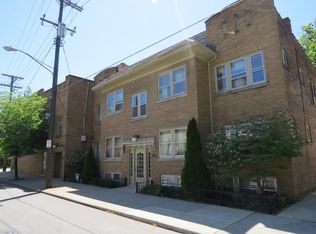 1674 Lauderdale Ave, Lakewood, OH 44107