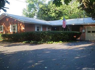 4884 Salt Works Rd, Medina, NY 14103