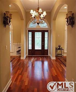 4th image of 9163 Shady Crest Ln