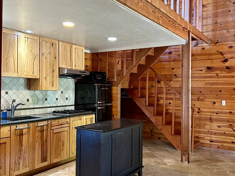 1465 Rodriguez St #B — Photo 4