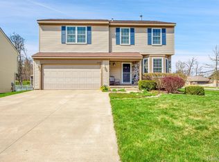2745 Moosewood Dr, Waterford, MI 48329