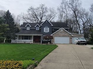 23184 Montrose Park Dr S, Elkhart, IN 46514