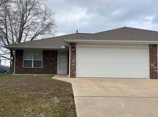 3056 Dusty Ln #3056, Neosho, MO 64850
