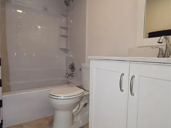 5 Bayard Rd APT 304, Pittsburgh, PA 15213