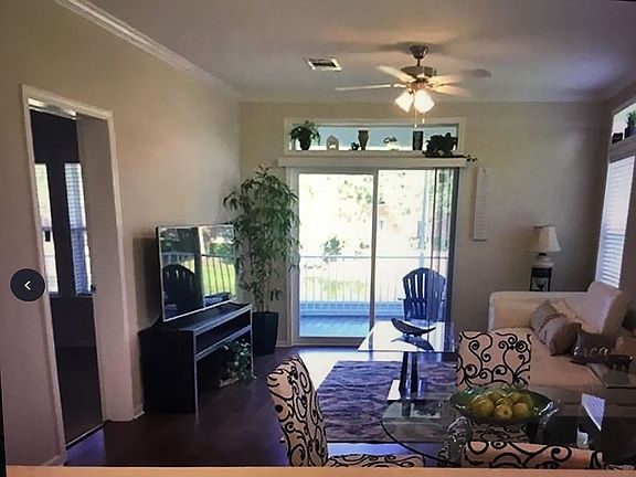 5th image of 3986 Breakwater Dr