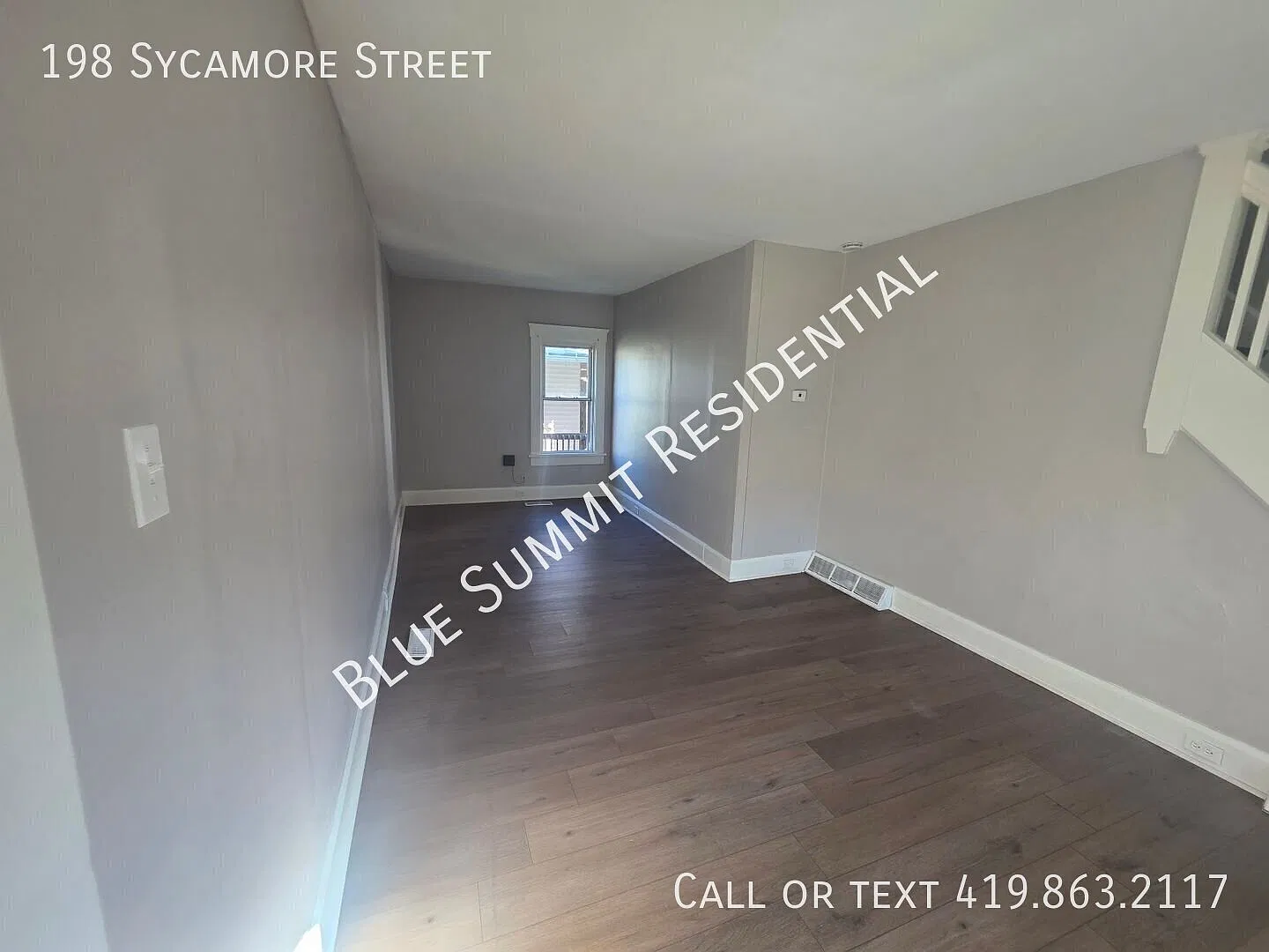 Charming 3 Bedroom Home with Bonus Room and Private Fenced Yard — Photo 3