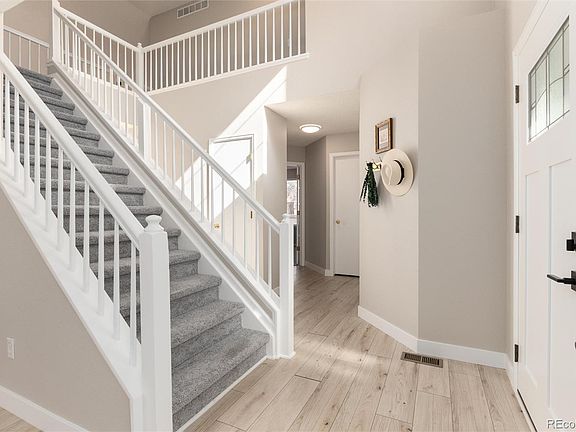 5th image of 10075 Silver Maple Road