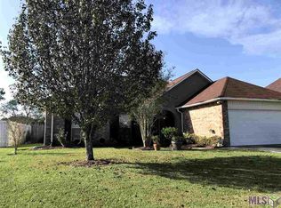 23711 Springhill Dr, Denham Springs, LA 70726