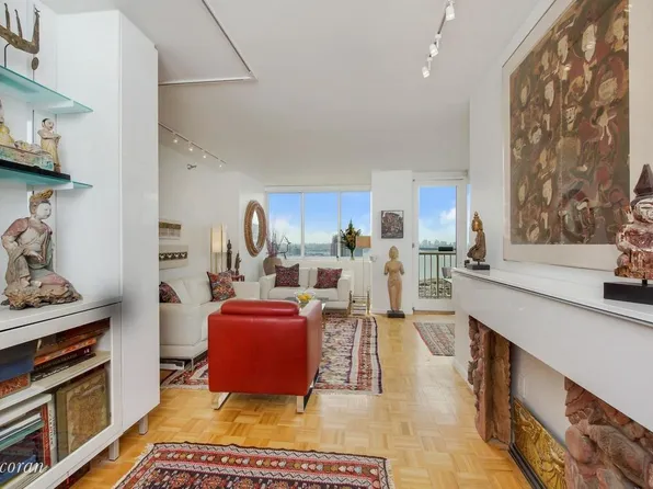 4-74 48th Ave #30L, Queens, NY 11109