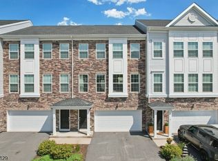 12 Colgate Dr, Morristown, NJ 07960