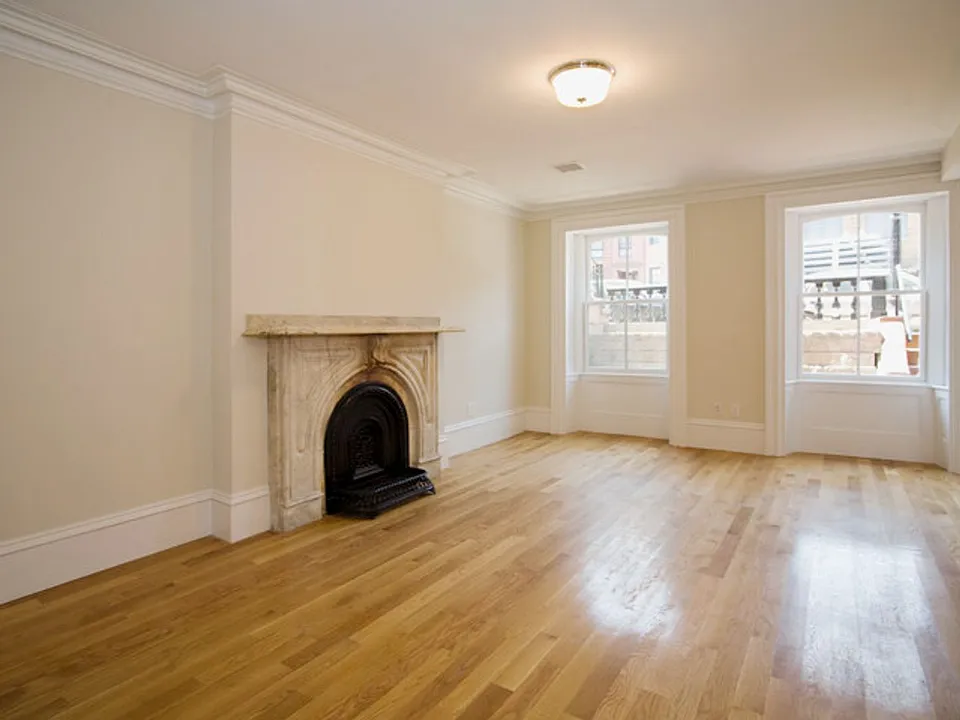 659 Massachusetts Ave #1