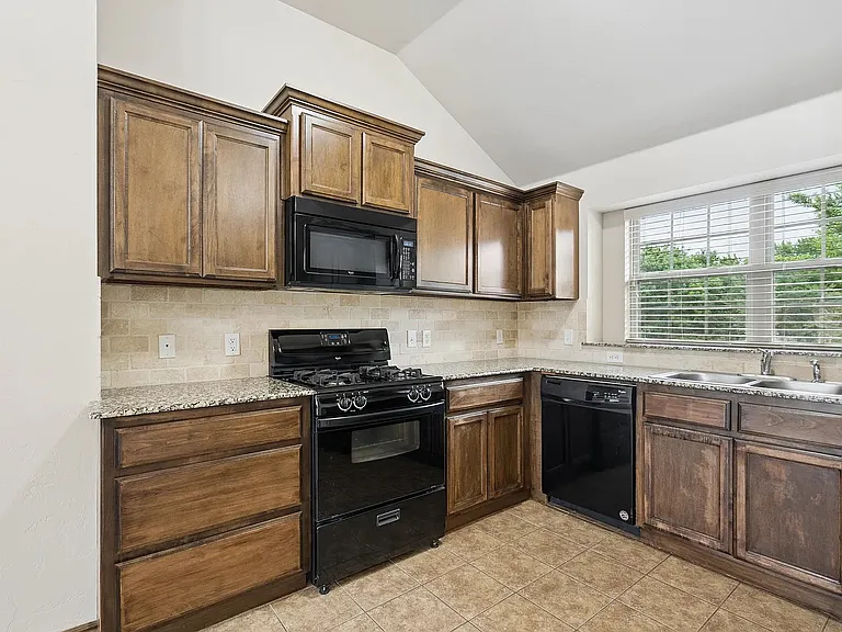 3408 Frederick Dr — Photo 8