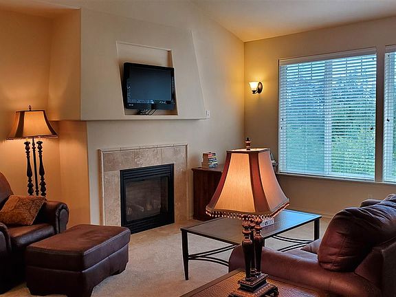 4th image of 2609B Peach Ct