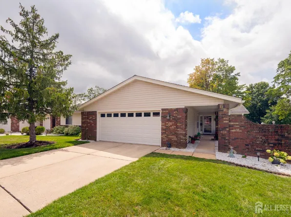 167C Laurel Plz, Monroe Township, NJ 08831