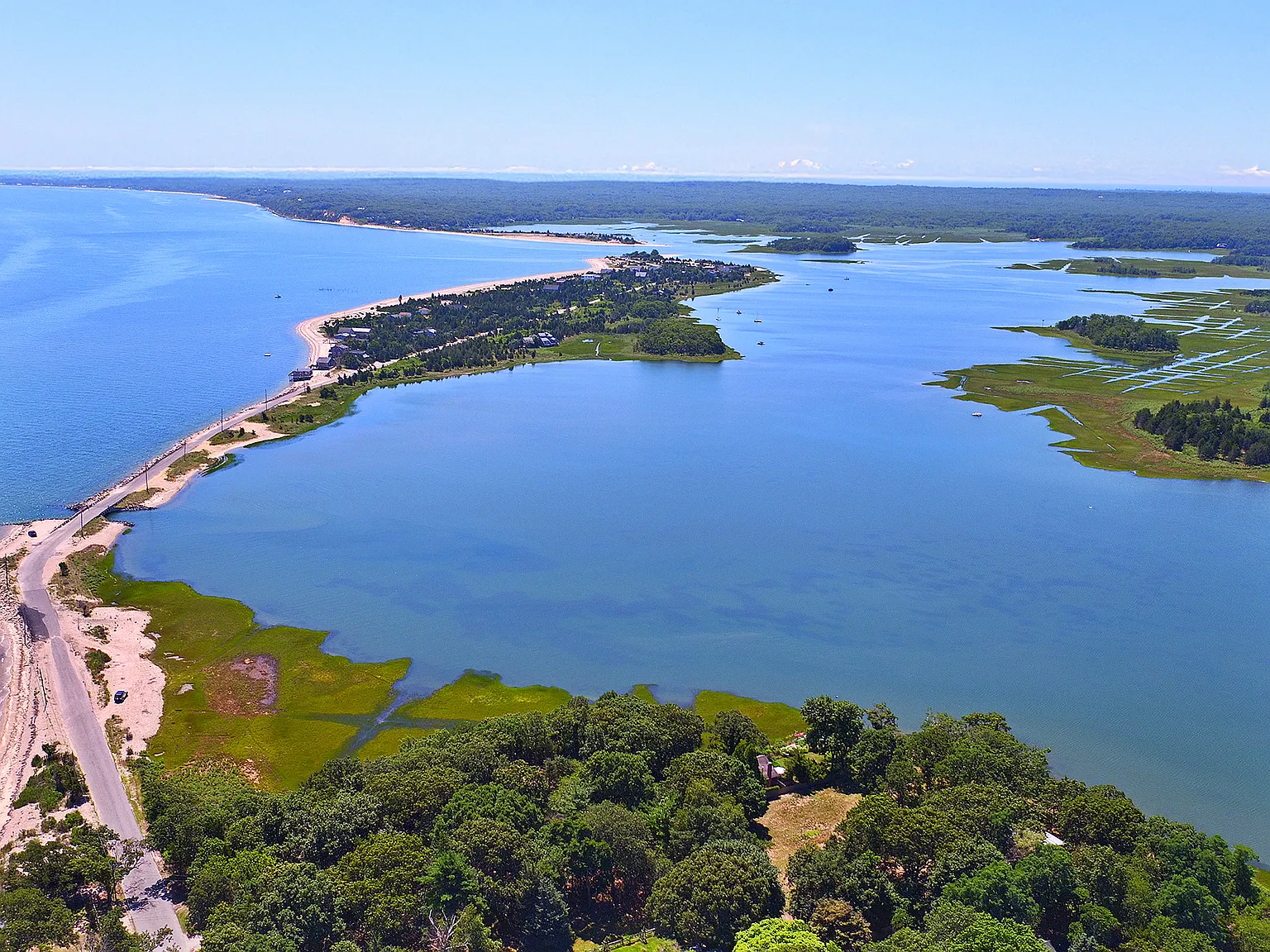 Private Retreat w Stunning Water Views — Photo 3